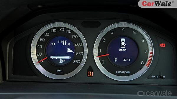 Discontinued Volvo S60 2013 Instrument Panel