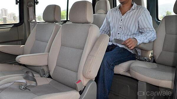 Tata Winger [2011-2016] Rear Seat Space