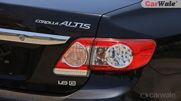 Discontinued Toyota Corolla Altis 2011 Tail Lamps