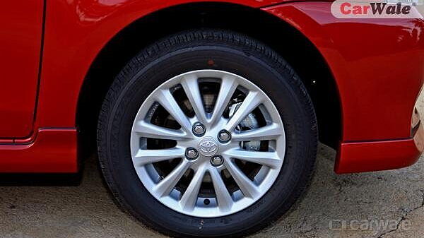 Toyota Etios Liva [2011-2013] Wheels-Tyres