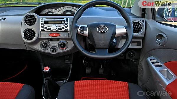Toyota Etios Liva [2011-2013] Dashboard