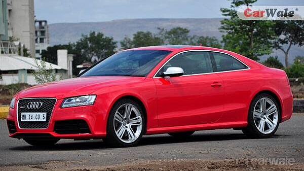 Discontinued Audi RS5 2012 Left Side View