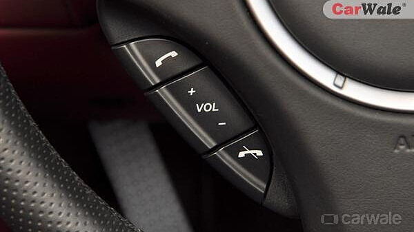 Discontinued Aston Martin V8 Vantage 2012 Interior
