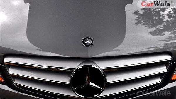 Discontinued Mercedes-Benz C-Class 2011 Front Grille