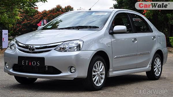 Toyota Etios [2010-2013] Left Front Three Quarter