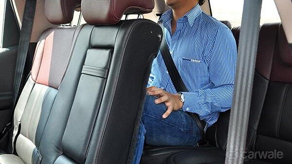 Discontinued Mahindra XUV500 2011 Rear Seat Space