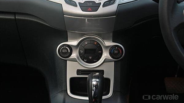 Ford Fiesta [2011-2014] Interior