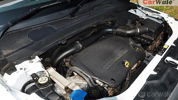 Land Rover Freelander 2 Engine Bay
