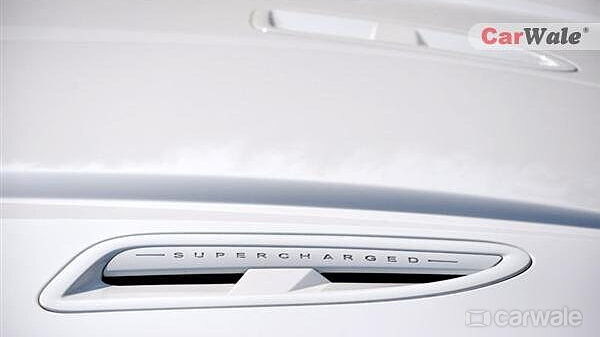 Jaguar XK Exterior