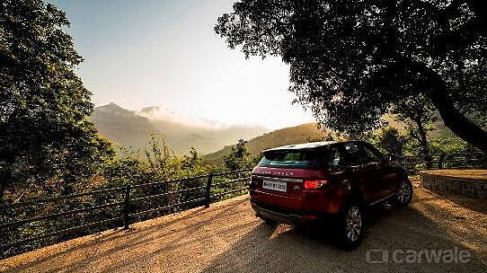 Discontinued Land Rover Range Rover Evoque 2014 Rear View