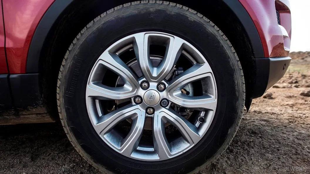 Discontinued Land Rover Range Rover Evoque [2014-2015] Images - CarWale