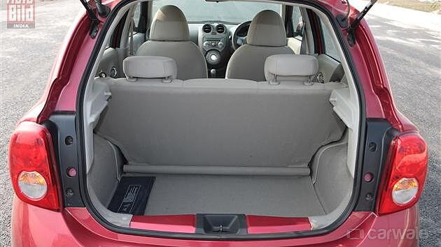 Discontinued Renault Pulse 2012 Boot Space