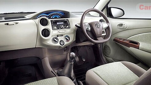 Toyota Etios Liva 2013 2014 Photo Interior 16070 Image