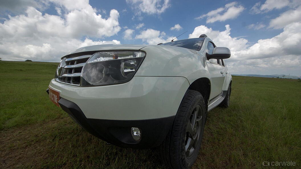 Renault Duster [2012-2015] Front View
