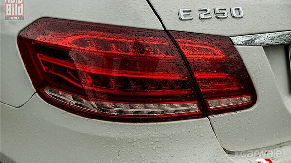 Mercedes-Benz E-Class [2013-2015] Tail Lamps