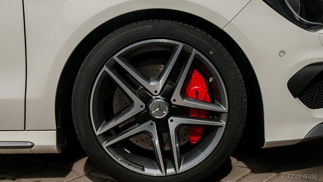 Discontinued Mercedes-Benz CLA 2015 Wheels-Tyres