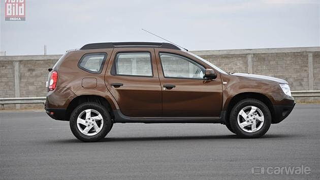 Discontinued Renault Duster 2012 Left Side View