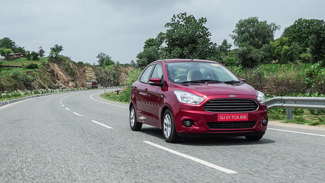 Discontinued Ford Aspire 2015 Driving