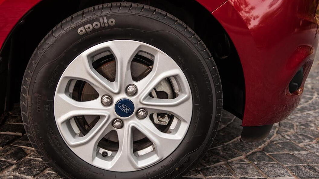 Discontinued Ford Aspire 2015 Wheels-Tyres