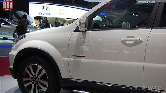 Ssangyong Rexton Left Side View