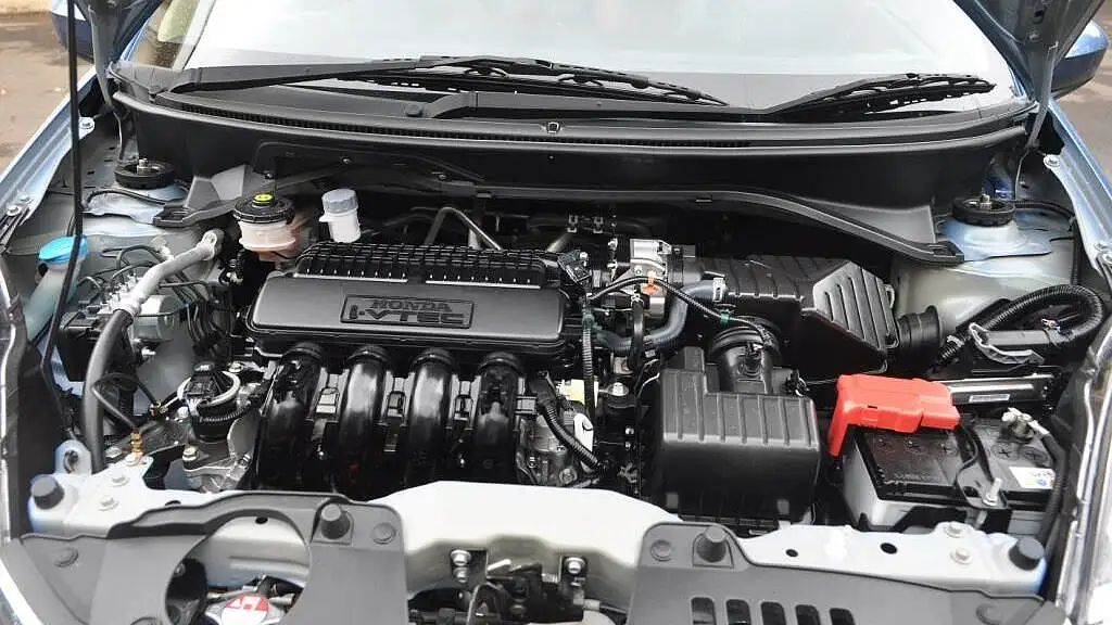 Honda Mobilio Photo Engine Bay Image CarWale Honda Mobilio Photo Engine Bay Image CarWale