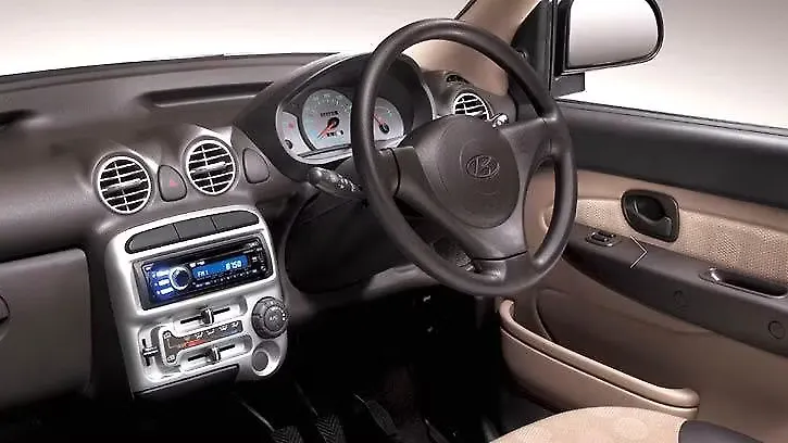 Hyundai Santro Xing 2008 2015 Photo Dashboard 14900 Image