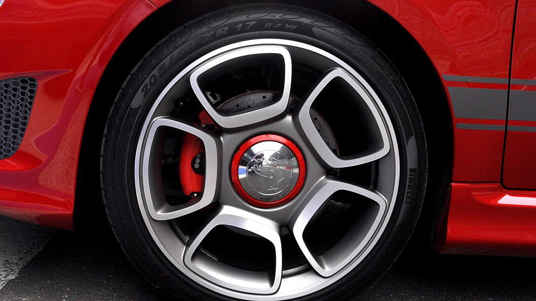 abarth 595 competizione wheels