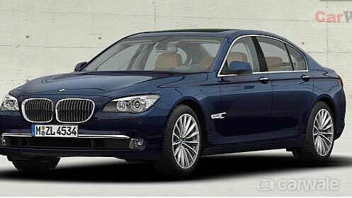 Discontinued BMW 7 Series 2013 Left Front Three Quarter