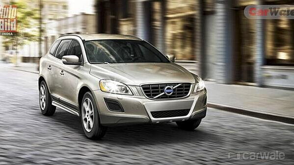 Discontinued Volvo XC60 2013 Front View
