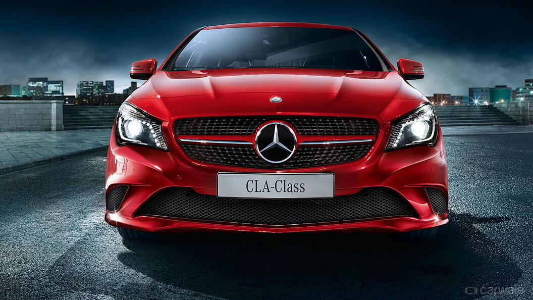 Discontinued Mercedes-Benz CLA 2015 Front View