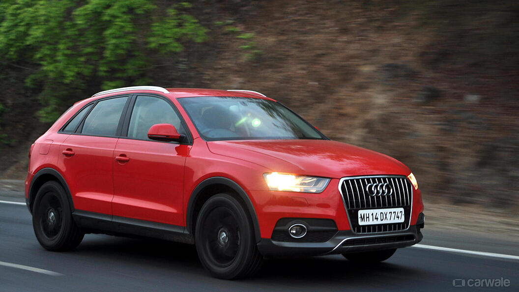 Discontinued Audi Q3 2012 Right Side