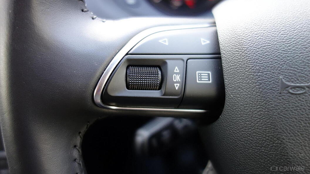 Discontinued Audi Q3 2012 Steering Wheel