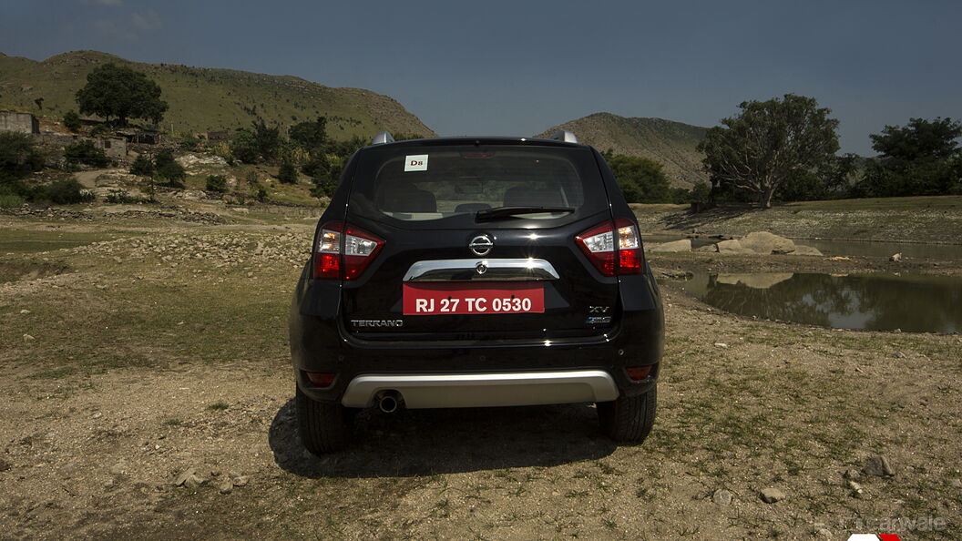Discontinued Nissan Terrano 2013 Rear View