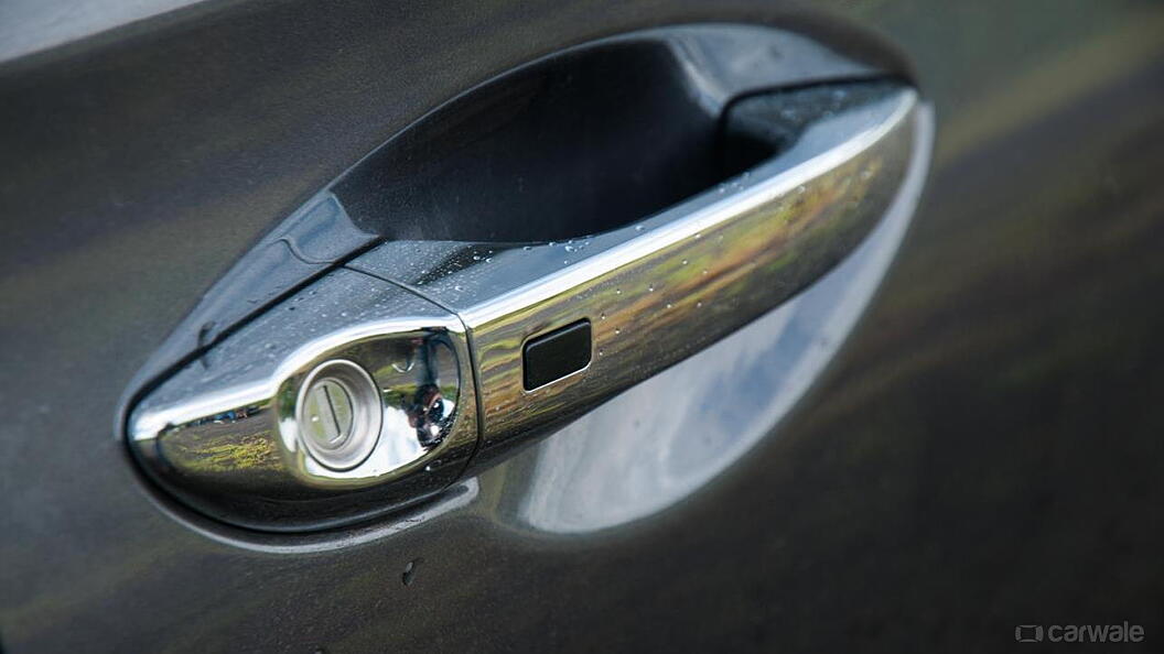 Hyundai Elite i20 [2014-2015] Door Handles