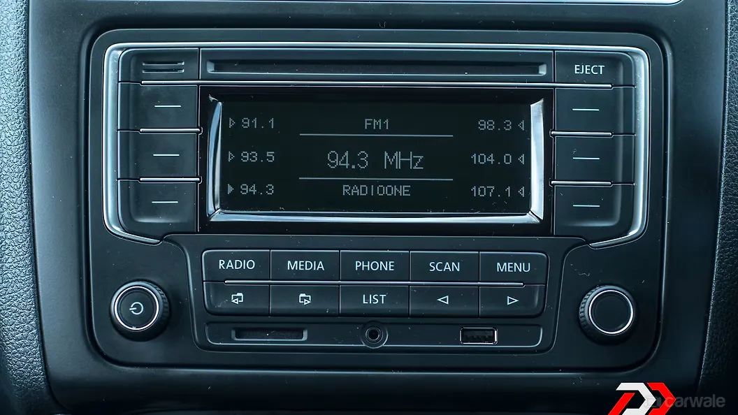 Cross Polo [20132015] Music System Image, Cross Polo [20132015