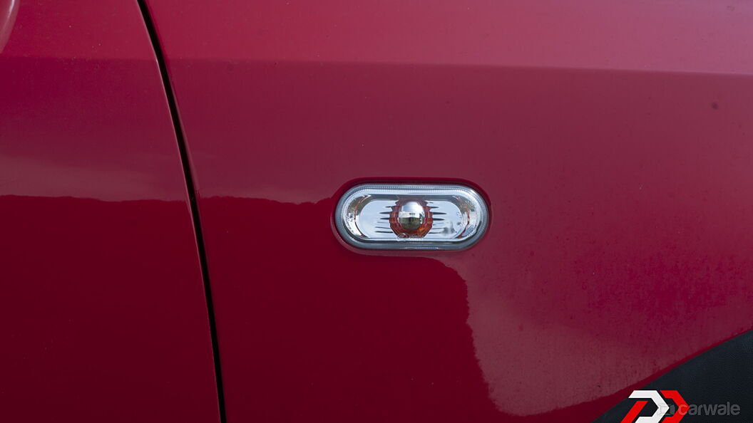 Discontinued Volkswagen Cross Polo 2013 Side Indicators