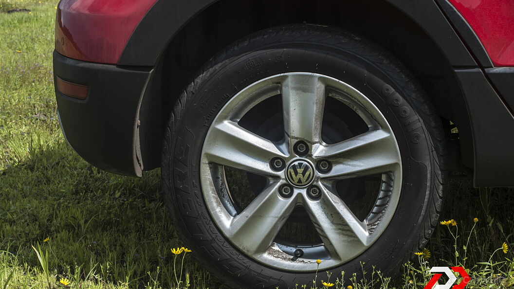 Volkswagen Cross Polo [2013-2015] Wheels-Tyres