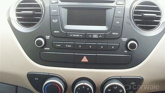 Discontinued Hyundai Grand i10 2013 Music System