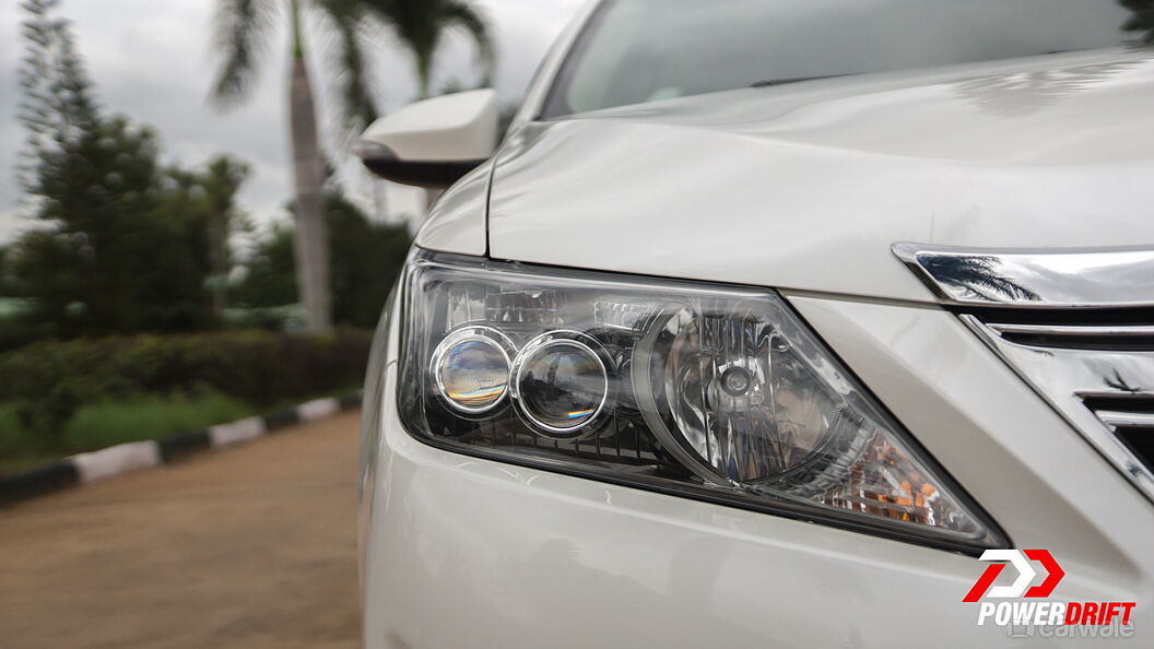 Discontinued Toyota Camry 2012 Headlamps