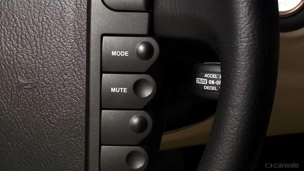 Rexton Steering Mounted Audio Controls Image, Rexton Photos in India