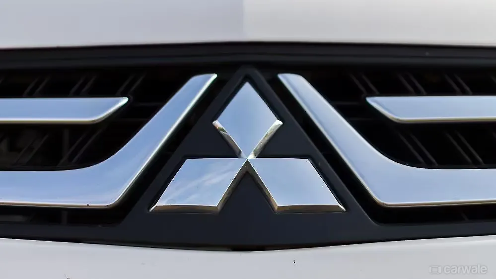 Mitsubishi Pajero Sport Mitsubishi Pajero Sport