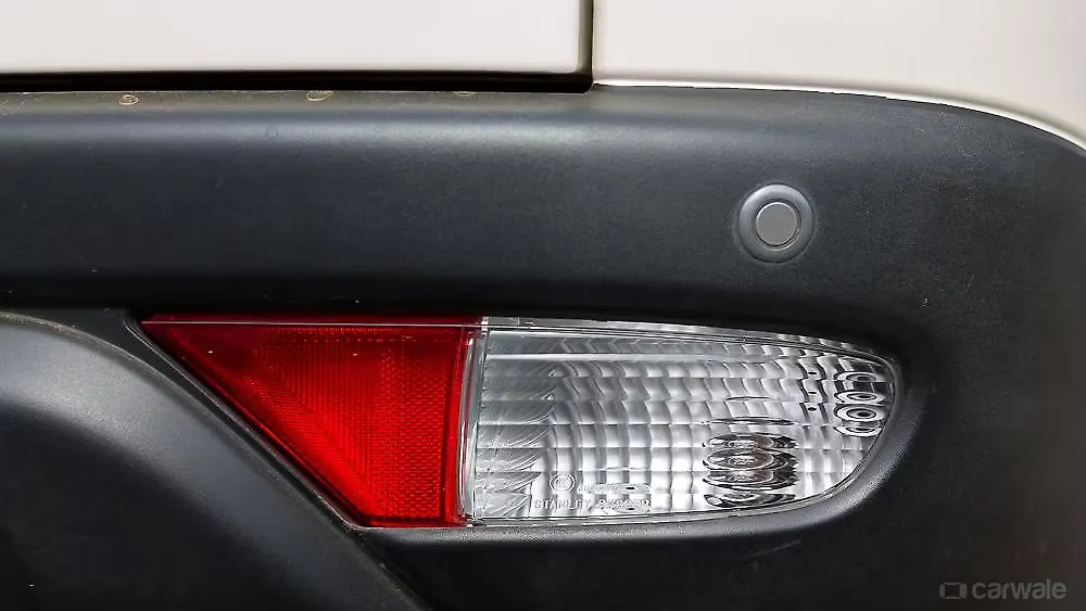 Pajero Sport Rear View Image, Pajero Sport Photos in India - CarWale