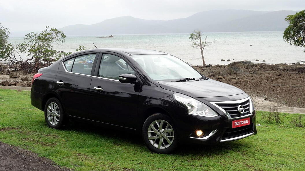 Discontinued Nissan Sunny 2011 Exterior