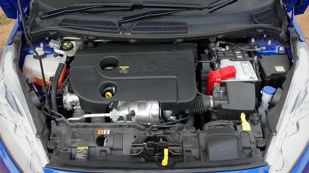 Ford Fiesta [20142016] Photo, Facelift Engine Bay Image CarWale