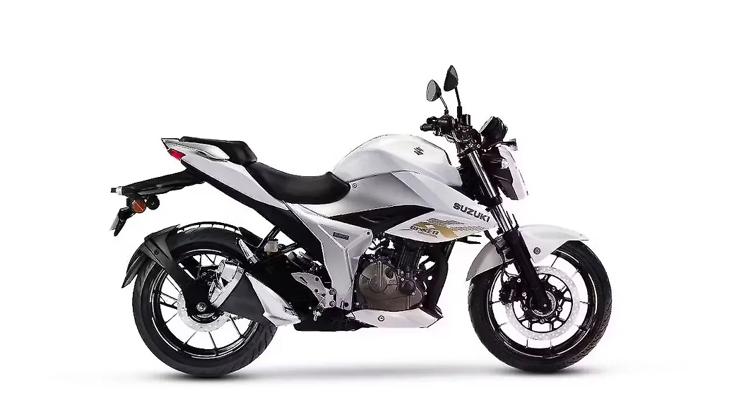 Gixxer_250_Pearl_Glacier_White/Metallic_Mat_Platinum_Silver