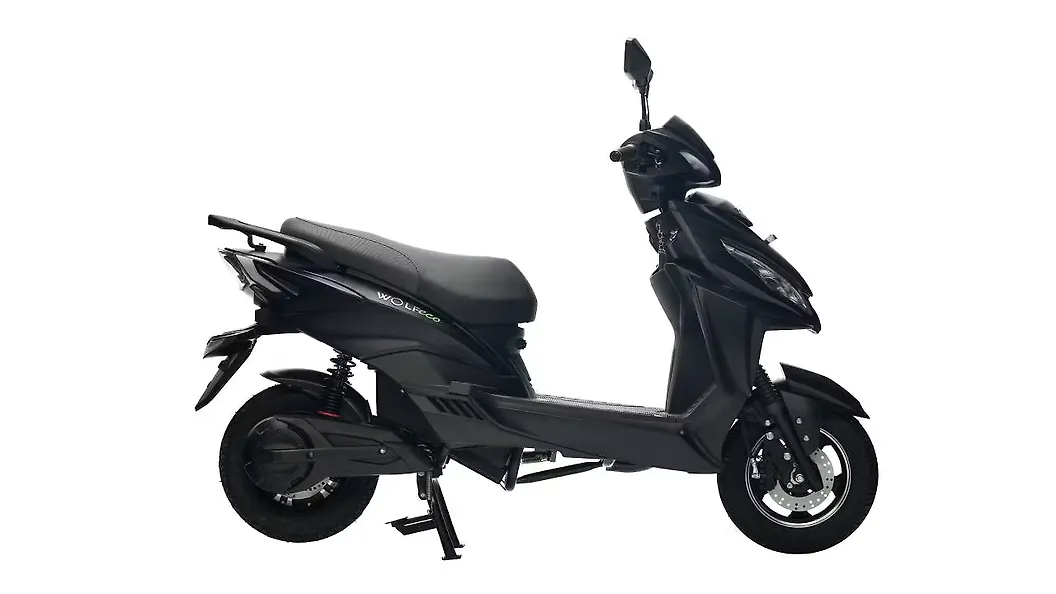 मैट ब्लैक