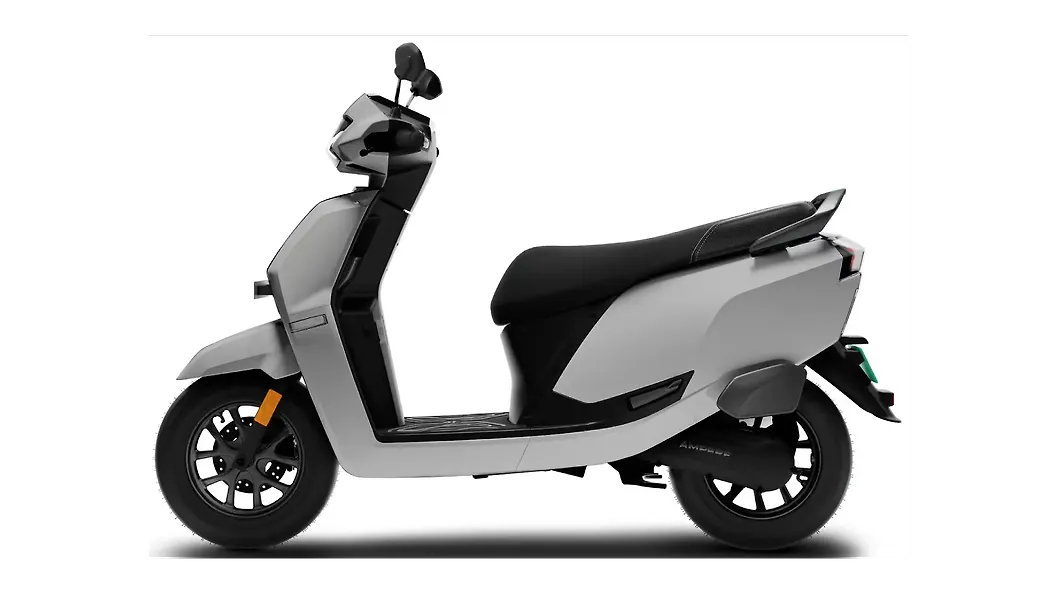 लूनार वाइट