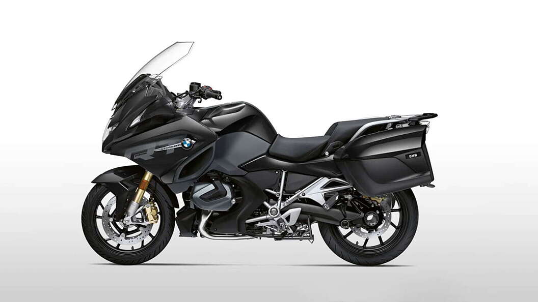 Bmw cycle 2025 black colour