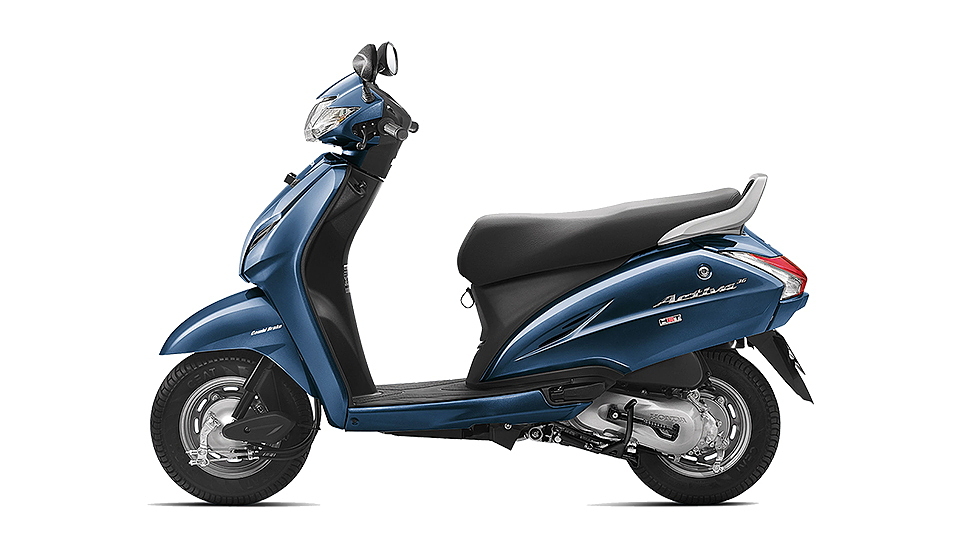 Activa deals scooty colours