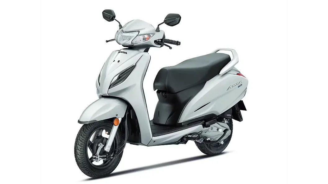 activa white colour scooty